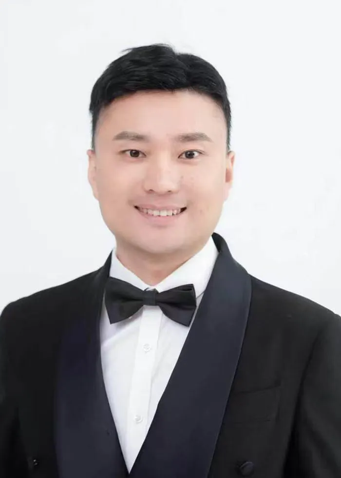 LEO, Sales Engineer at JQ Laser